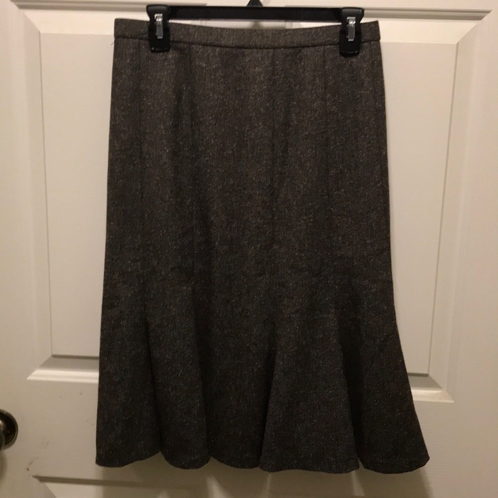 Brown tulip skirt